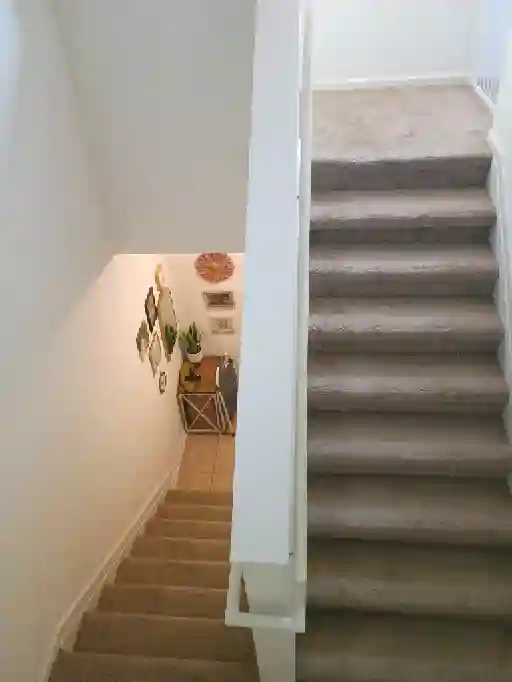 Bedroom/Private Bathroom 4 Rent