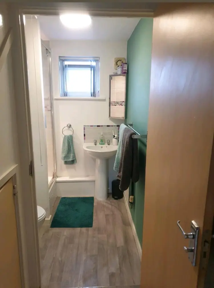 Double bedroom (all bills included)