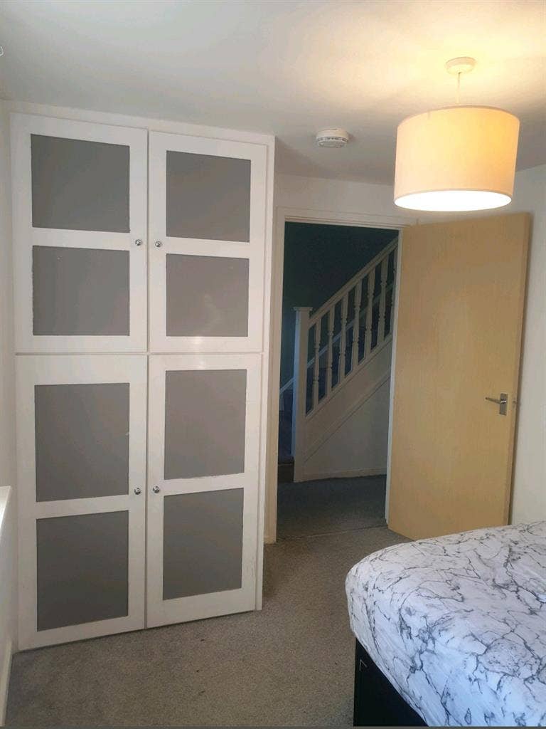 Double bedroom (all bills included)