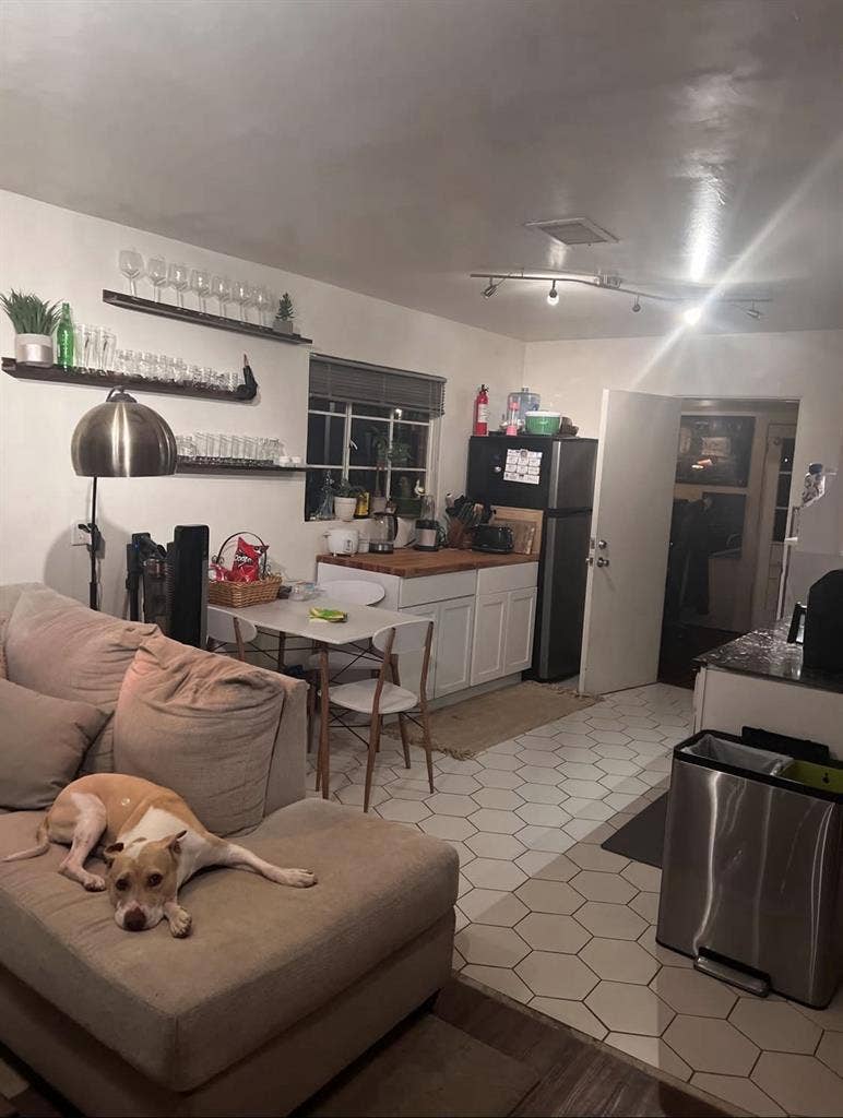 Room in Arcadia Lite