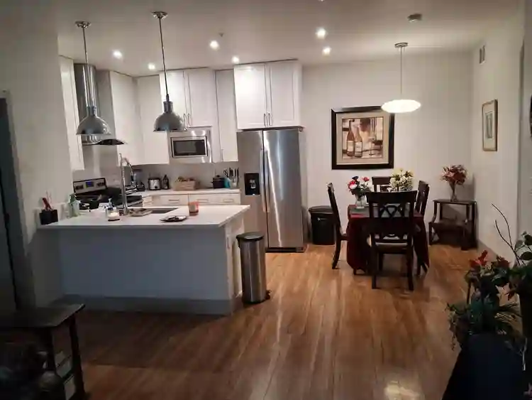 Private room, private bath $