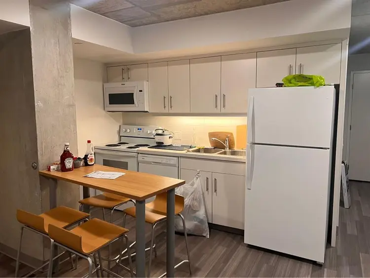 Downtown Toronto Relet | CampusOne