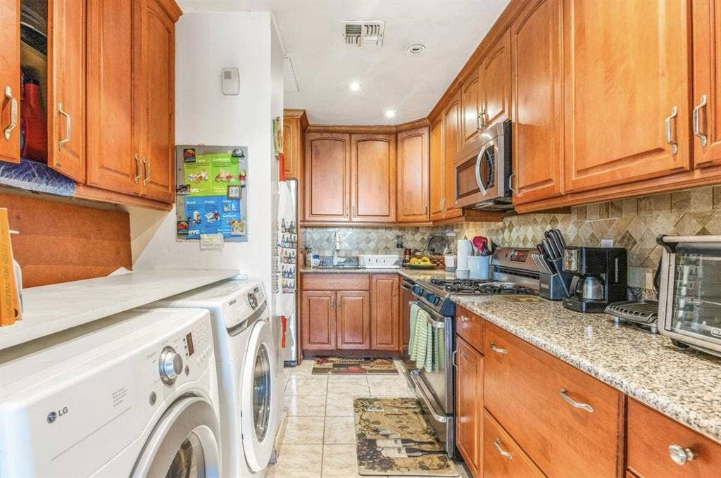 Spacious Furnished Room | Bronx