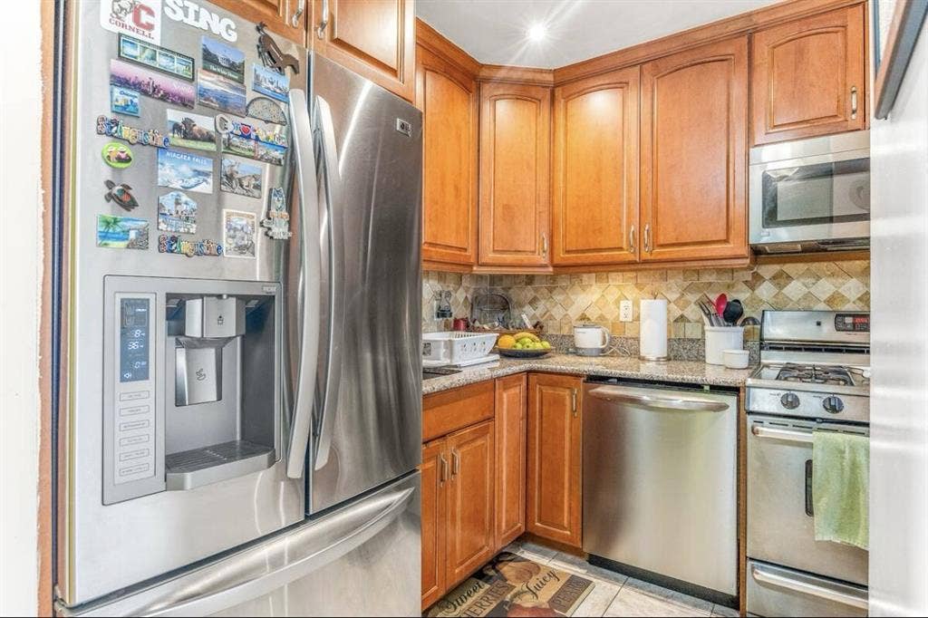 Spacious Furnished Room | Bronx