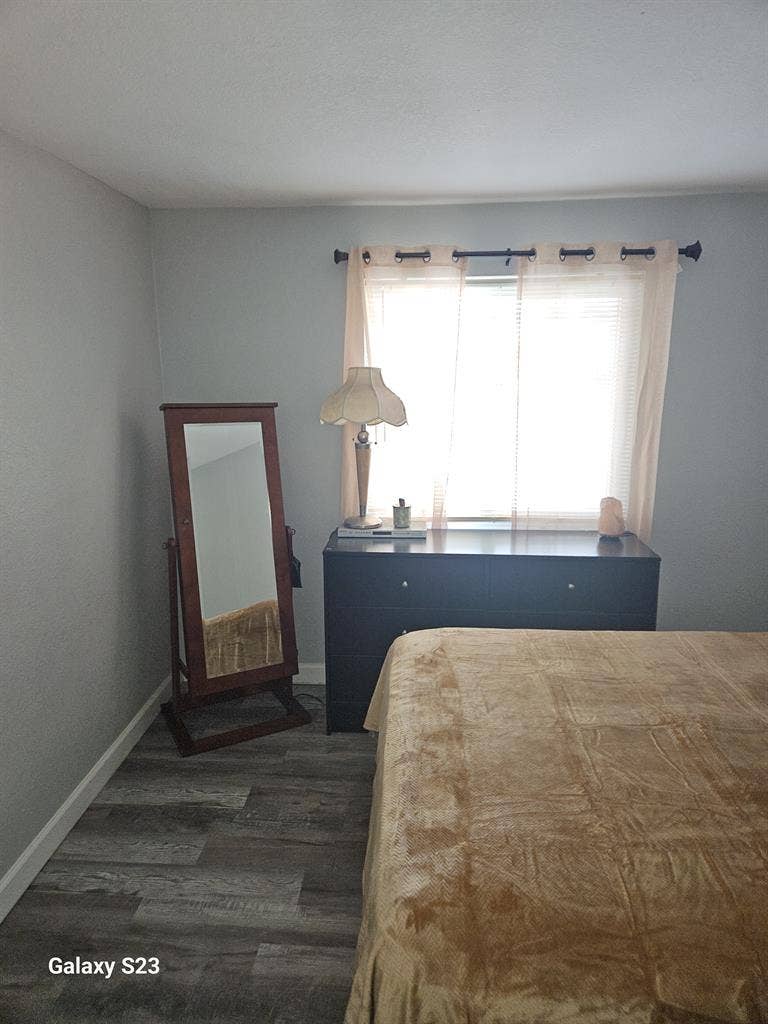 ✨ One Bedroom & Private Bath