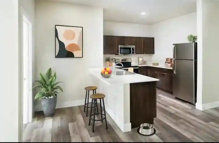 Quiet Safe. Private room.