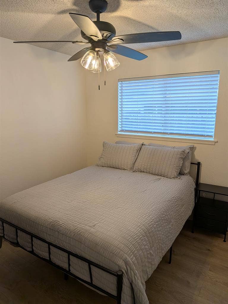 Holland House Room for Rent