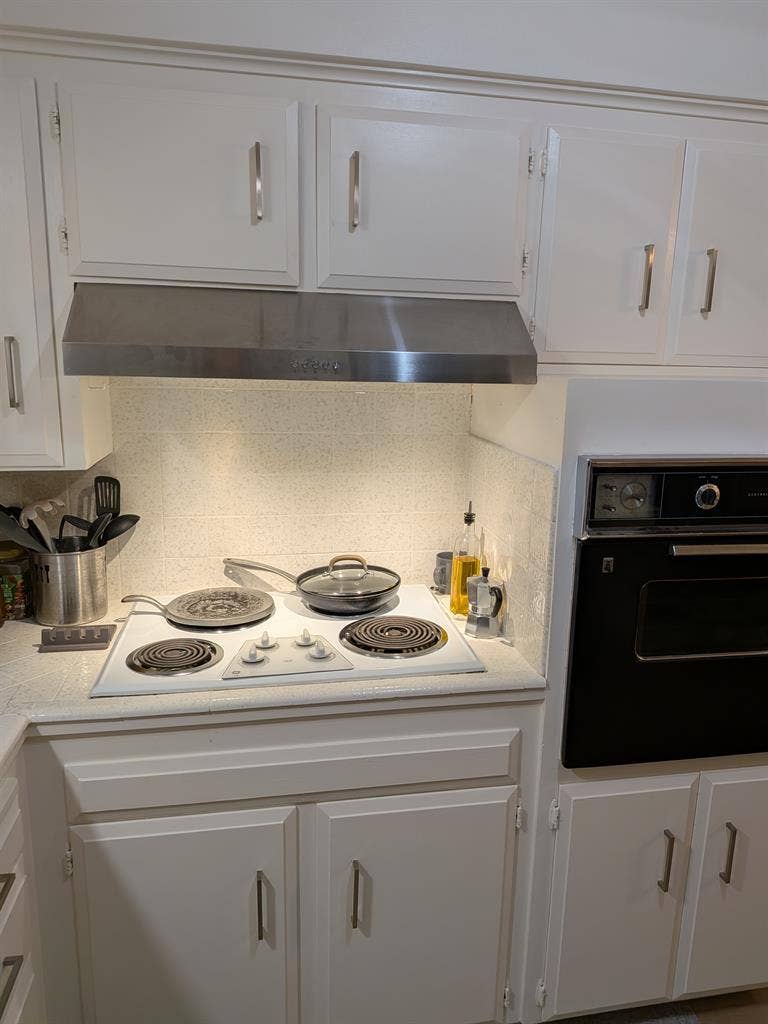 Holland House Room for Rent