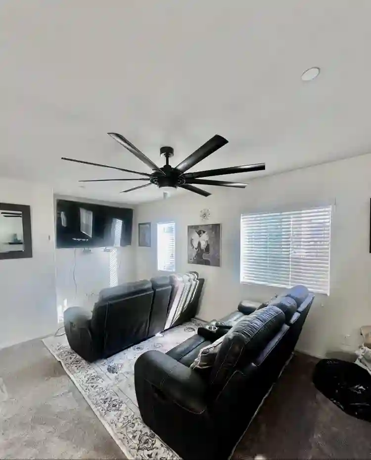 FURNISHED ROOM FOR RENT AVAILABLE