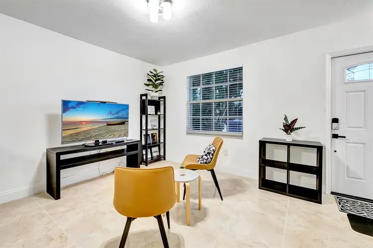 4 BR in Miami