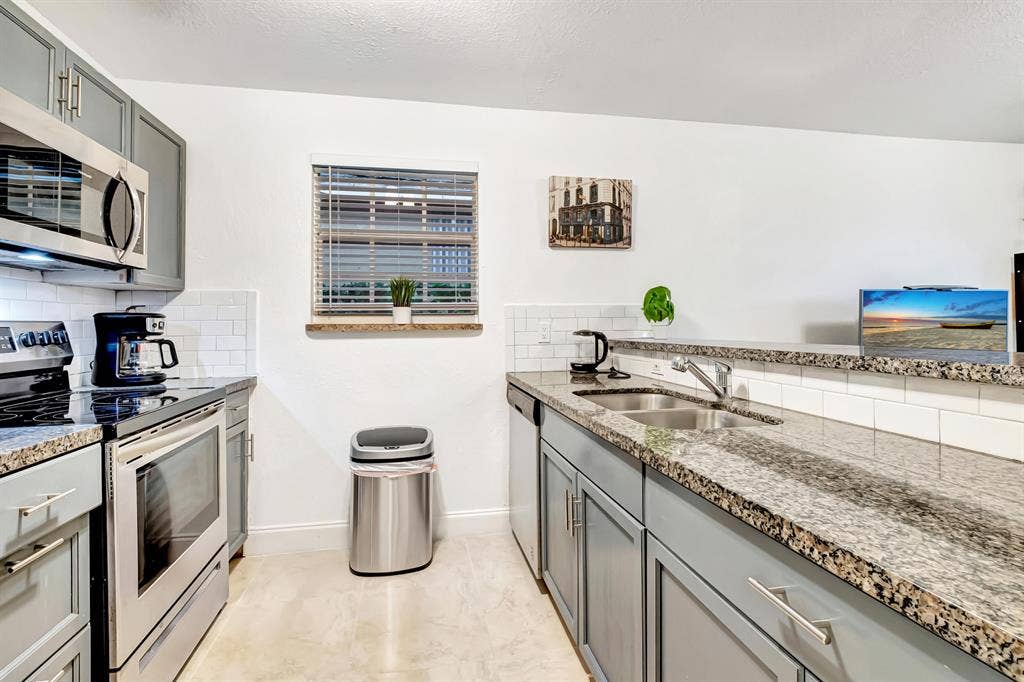 4 BR in Miami