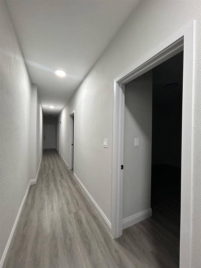 NEAR USC COLLEGE ROOM FOR RENT