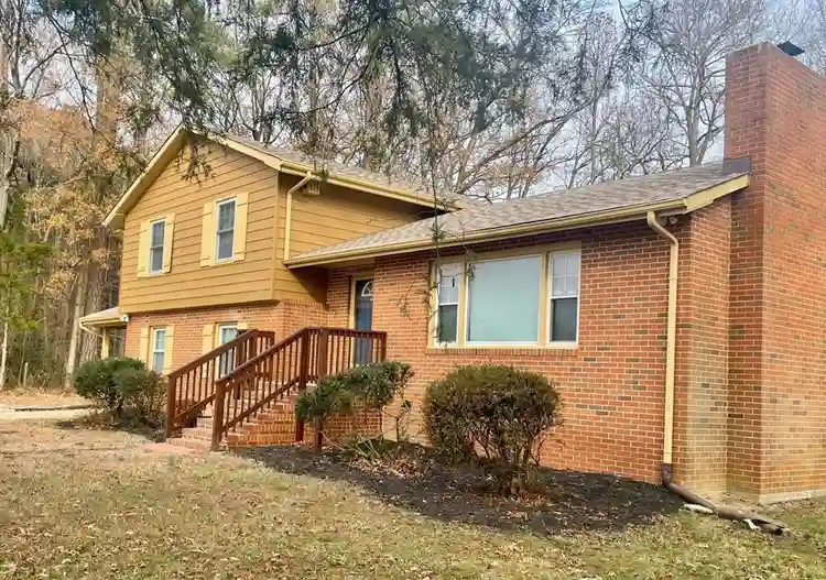 7 BR in Henrico