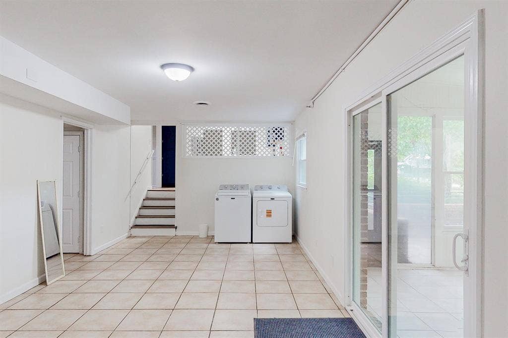 10 BR in Stone Mountain