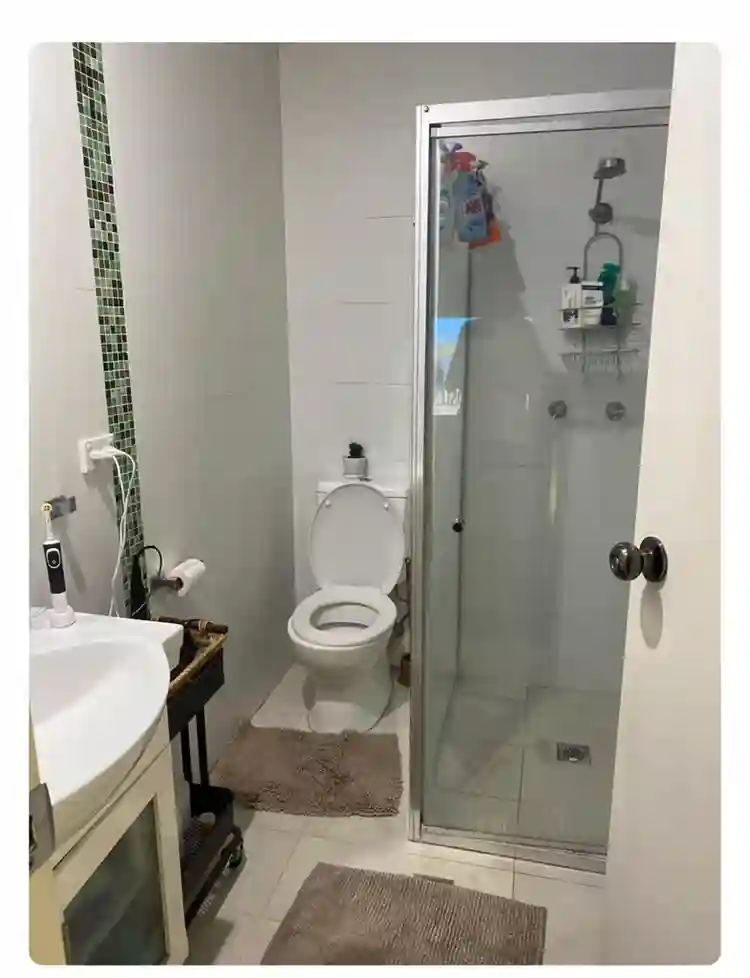 Room for rent in Canada bay