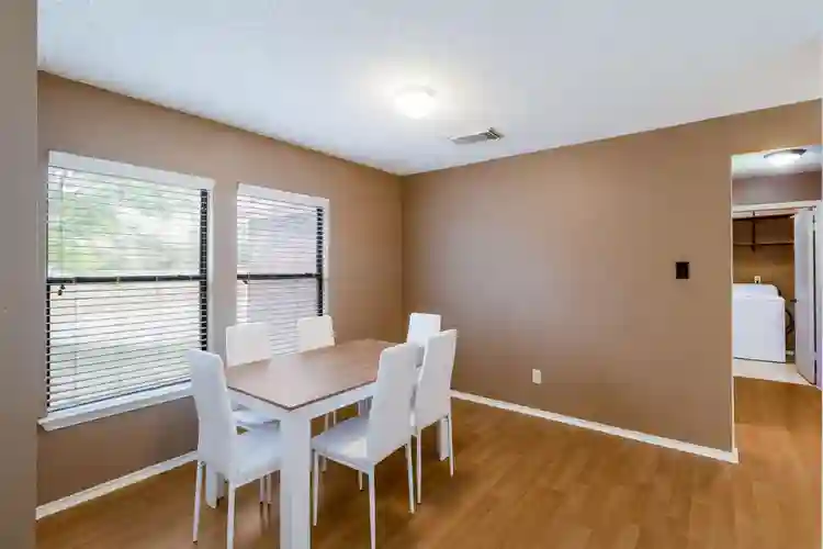 5 BR in San Antonio