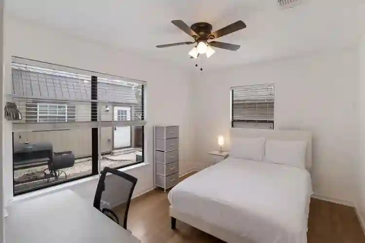 5 BR in San Antonio