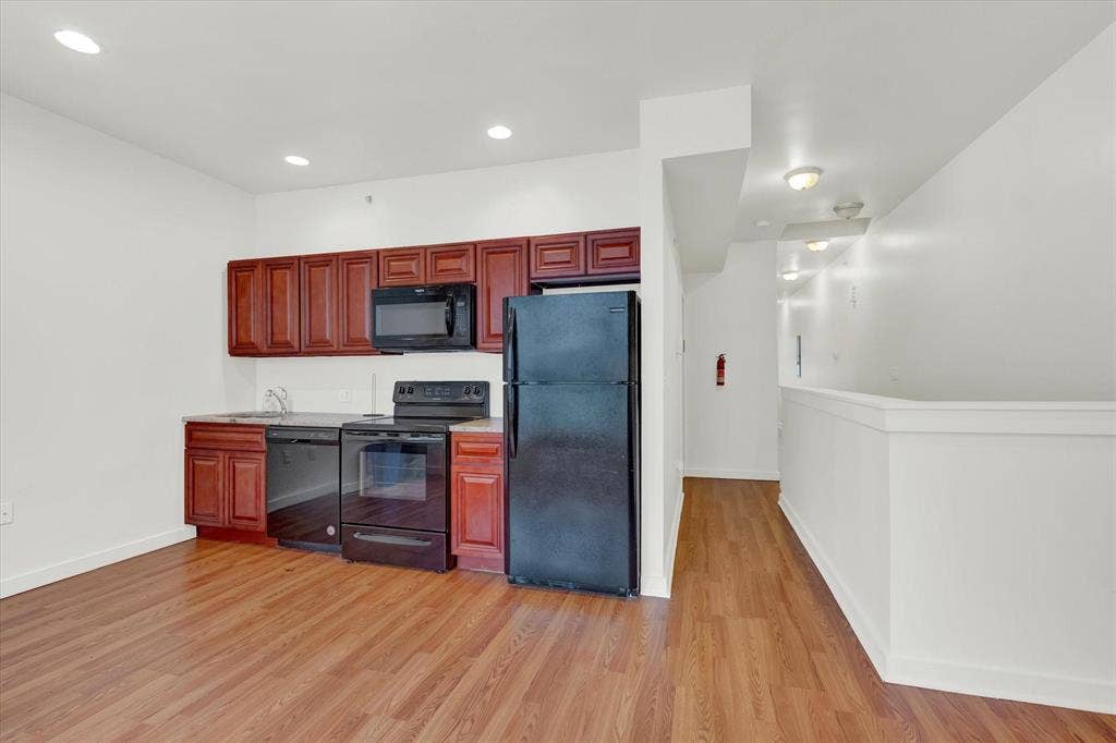 4 BR in Philadelphia