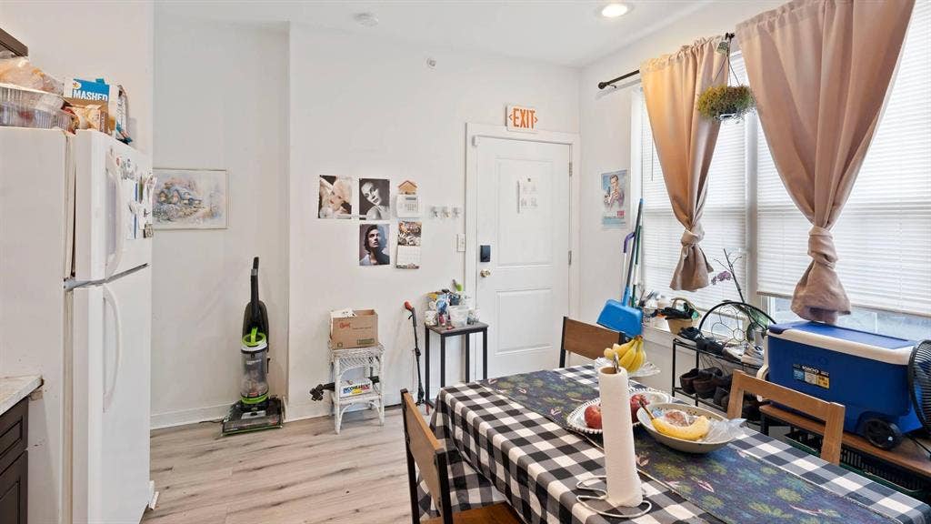 4 BR in Philadelphia