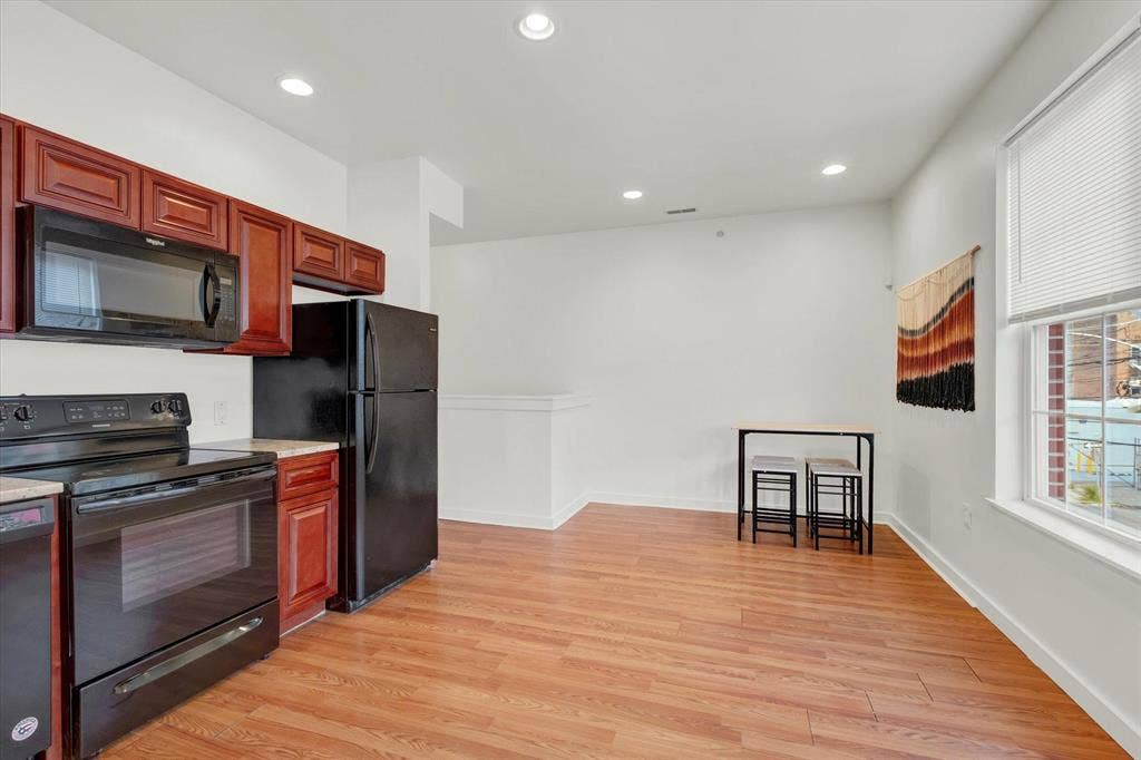 4 BR in Philadelphia