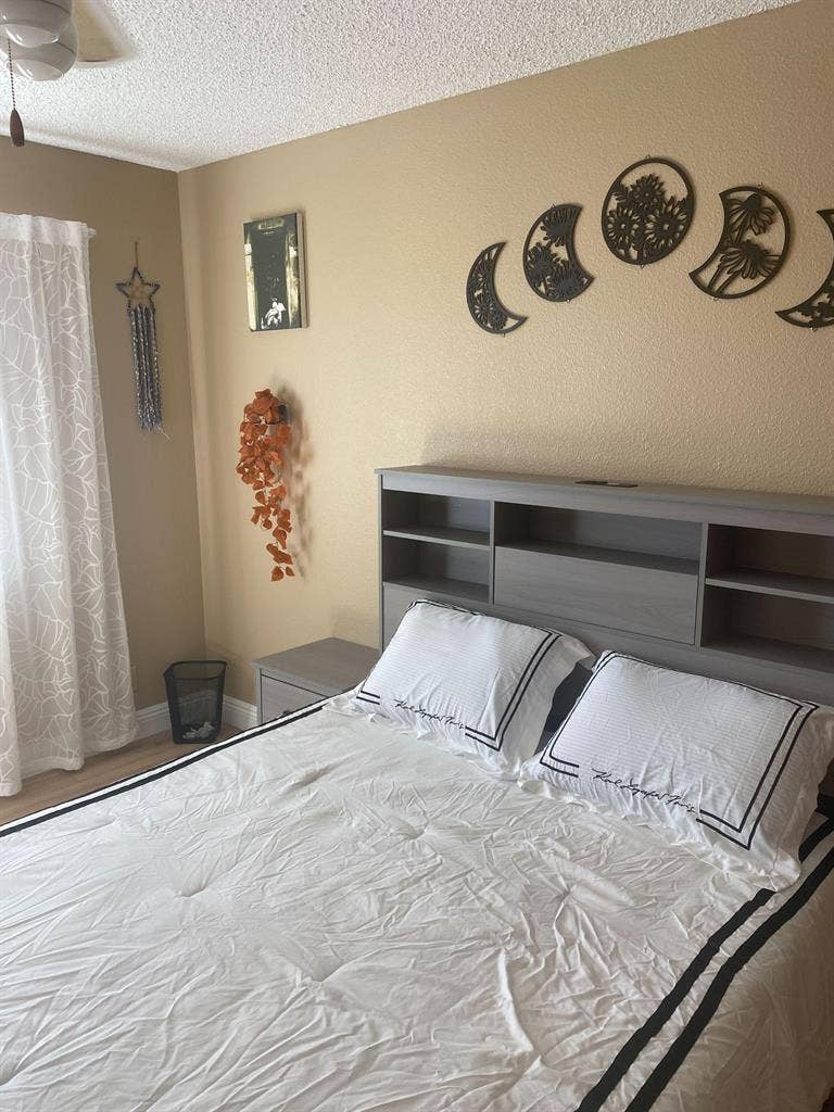 2 BR in Las Vegas