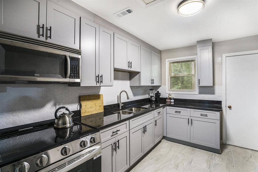 7 BR in Atlanta