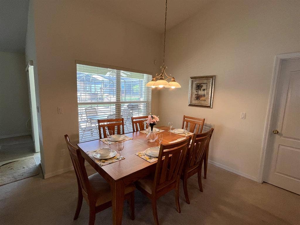 2 BR in Davenport