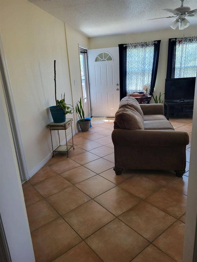 1 BR in Orlando