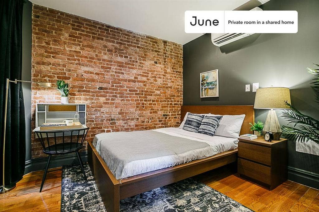 3 BR in New York City