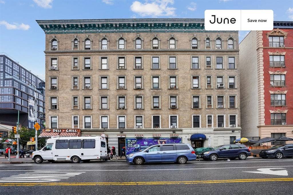 2 BR in New York City