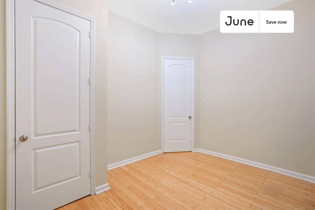 2 BR in New York City