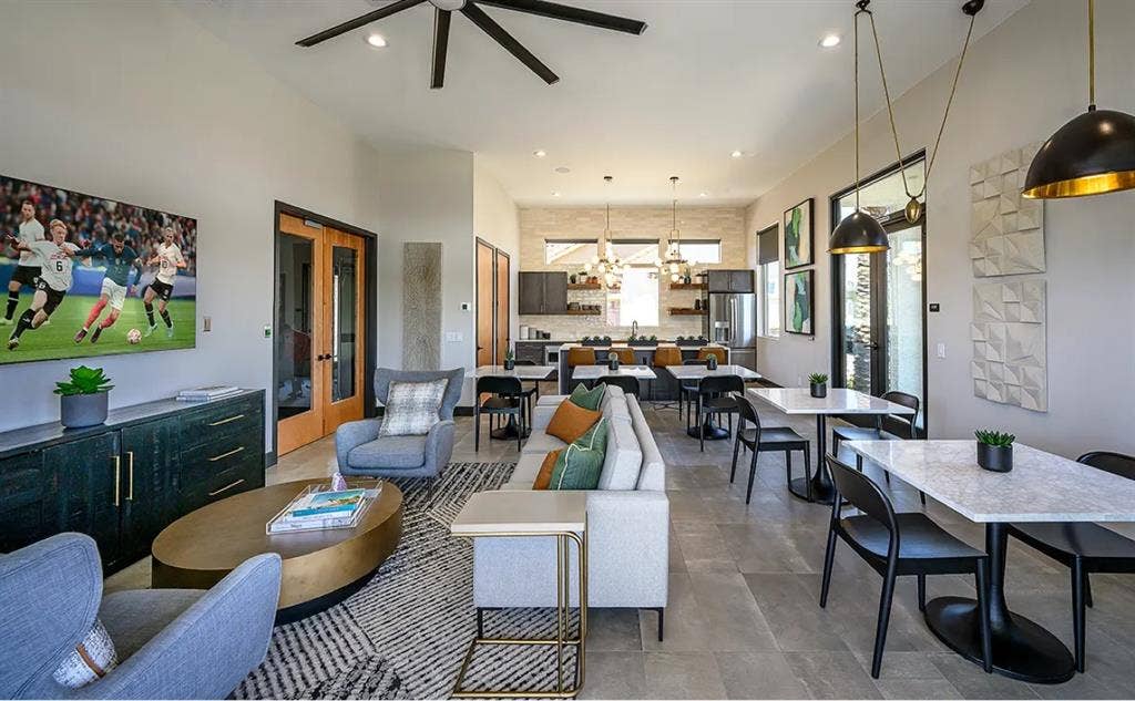 Clean, Calm Apartment | Split Rent