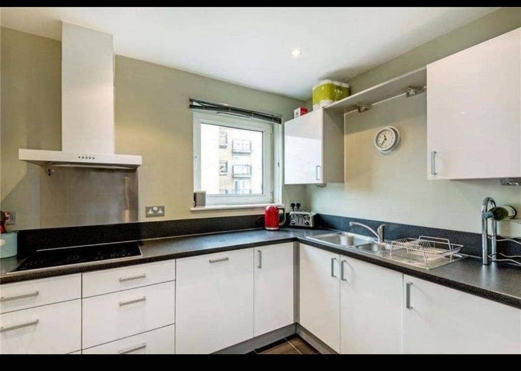 En-suite double room - Limehouse