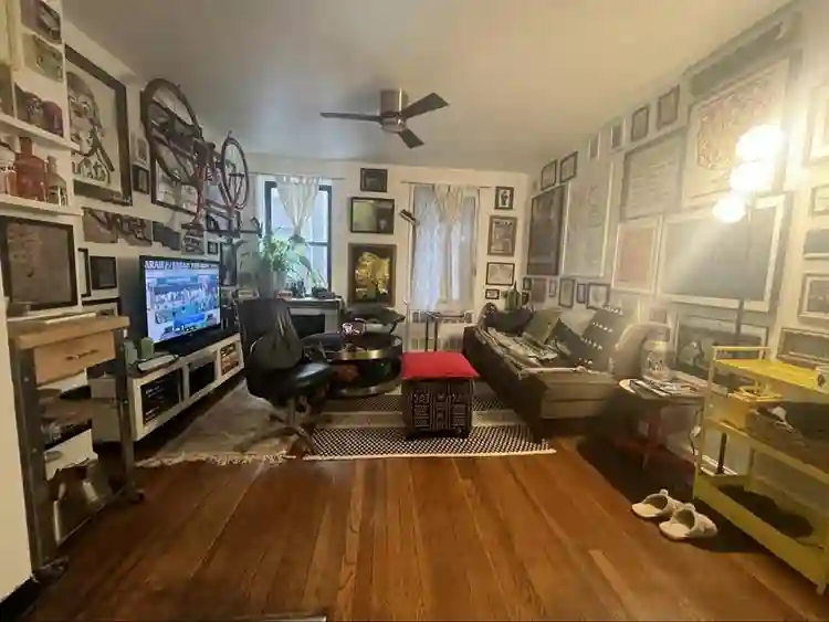 Private bedroom in East Villagee