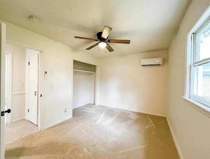 Seeking male roommate