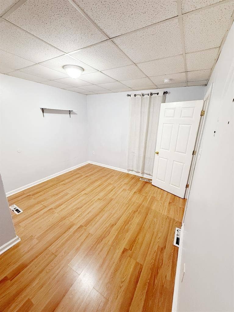 Beautiful Bedroom for rent.