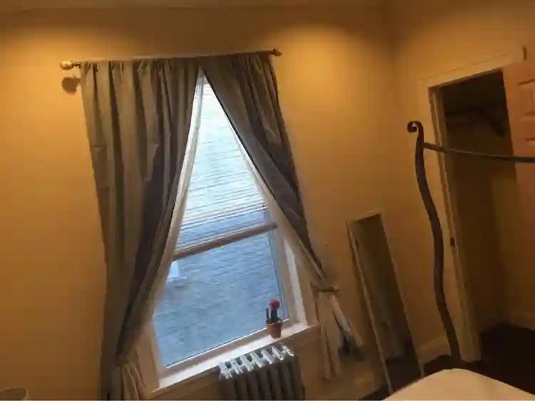 Room available for leasing