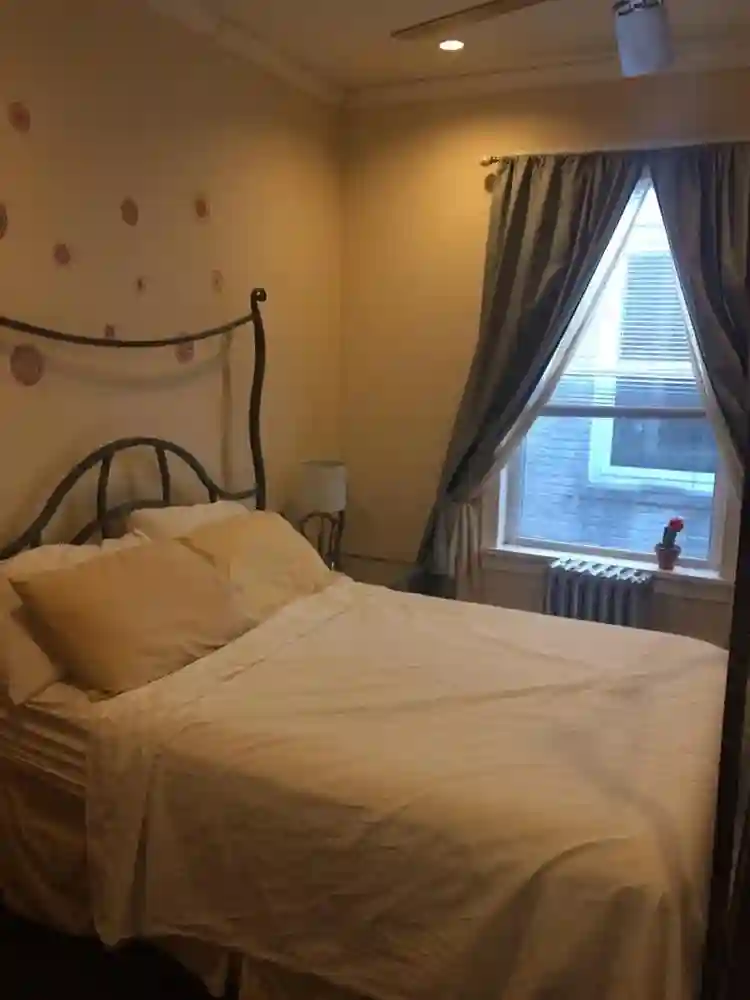 Room available for leasing