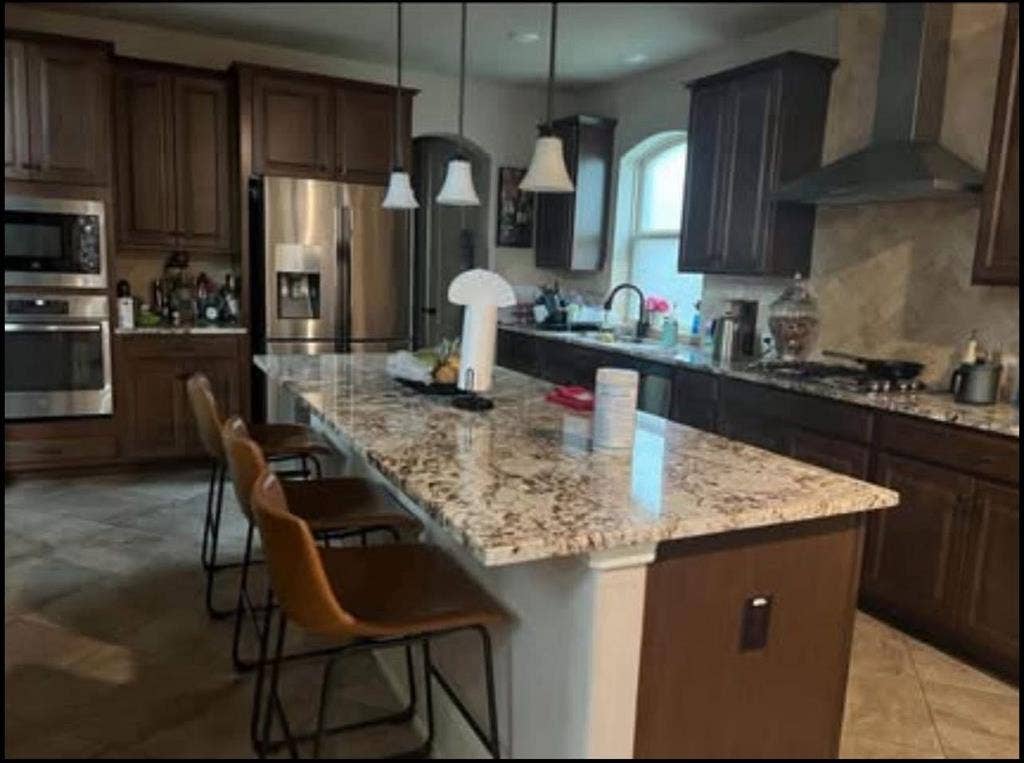 Spacious room in Humble Texas