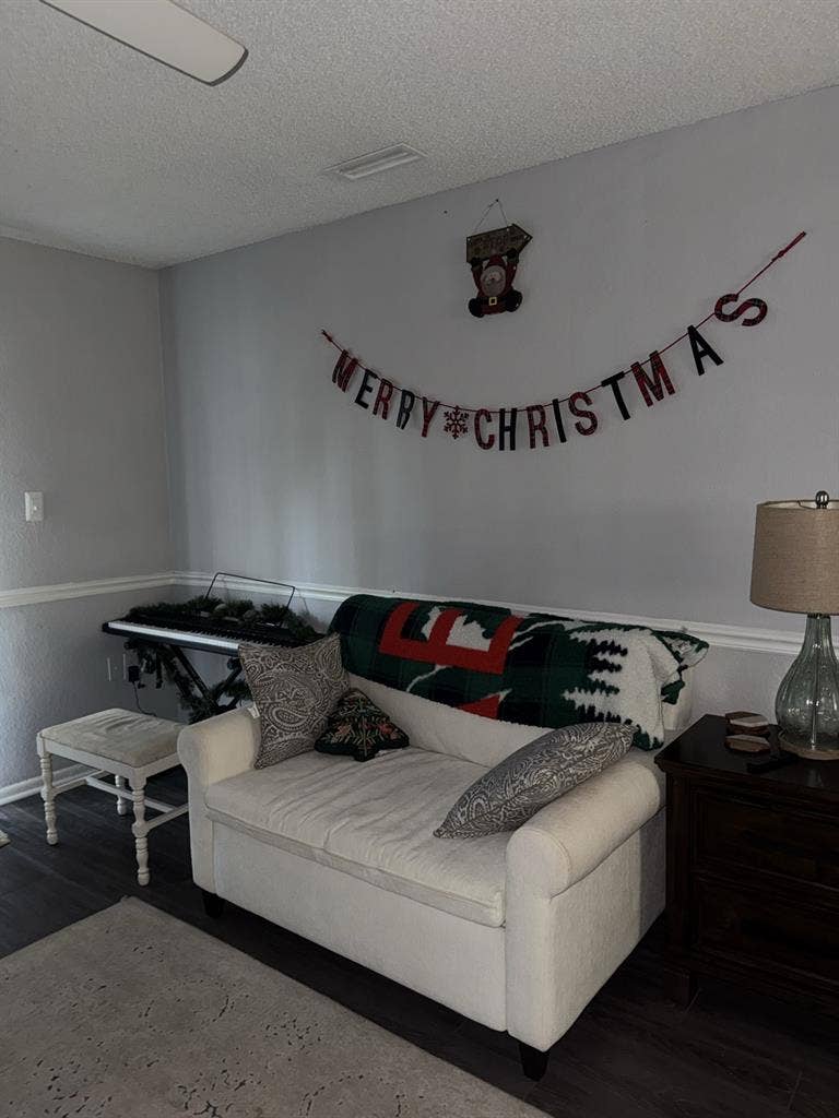 Need Female Roomate!