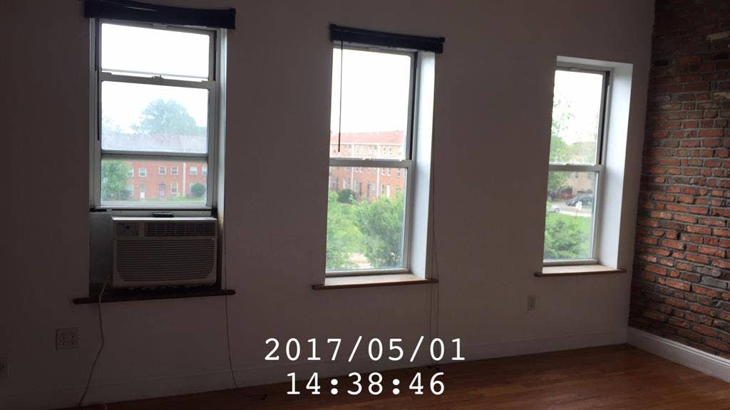 Looking for another roomate