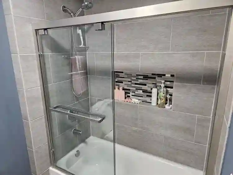 Large private room for rent