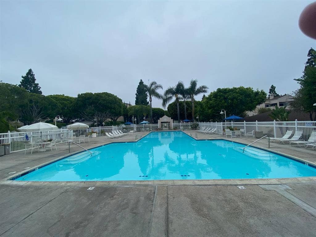 Furnished room, private bathroom