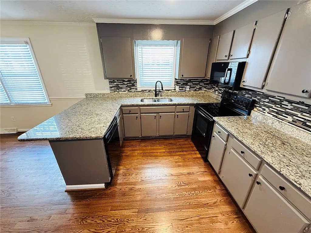 Leasing Up Co-Living Home