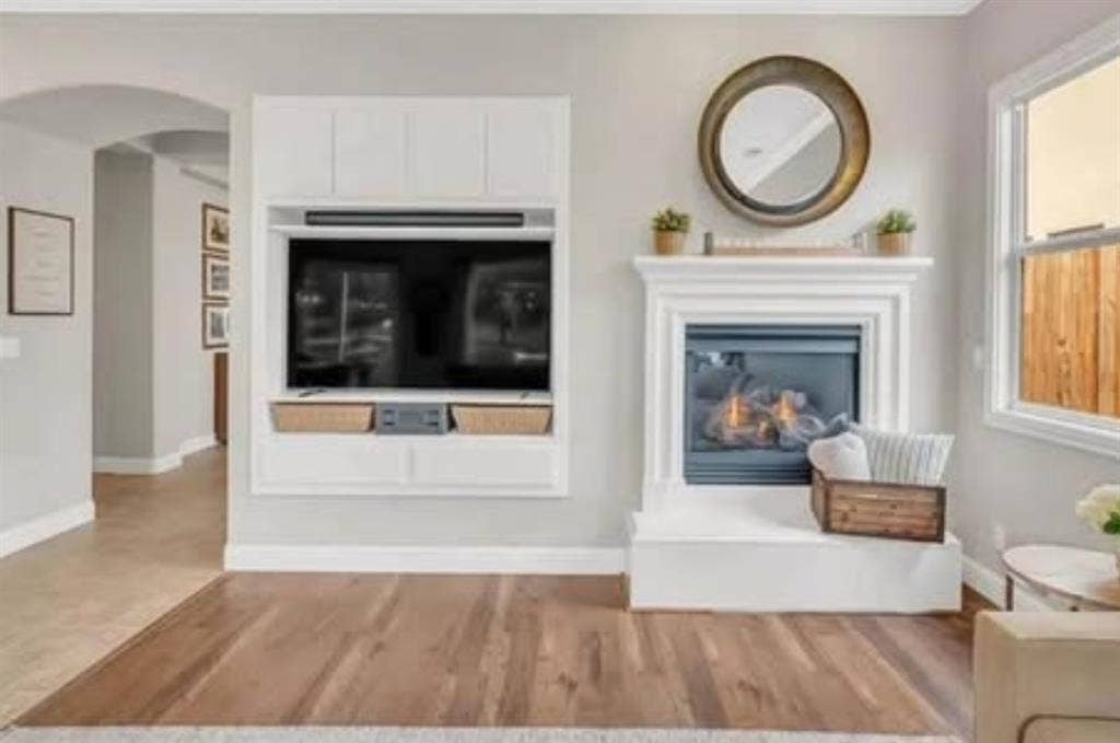 Spacious Private Room for Rent