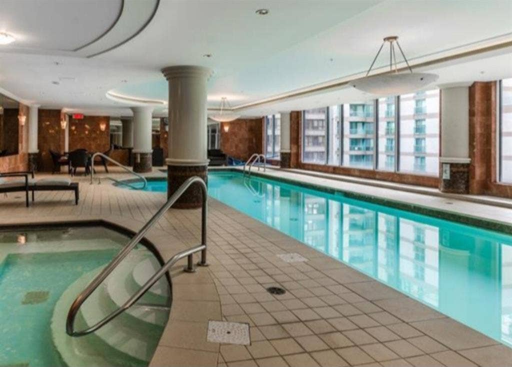 Looking for female tenant