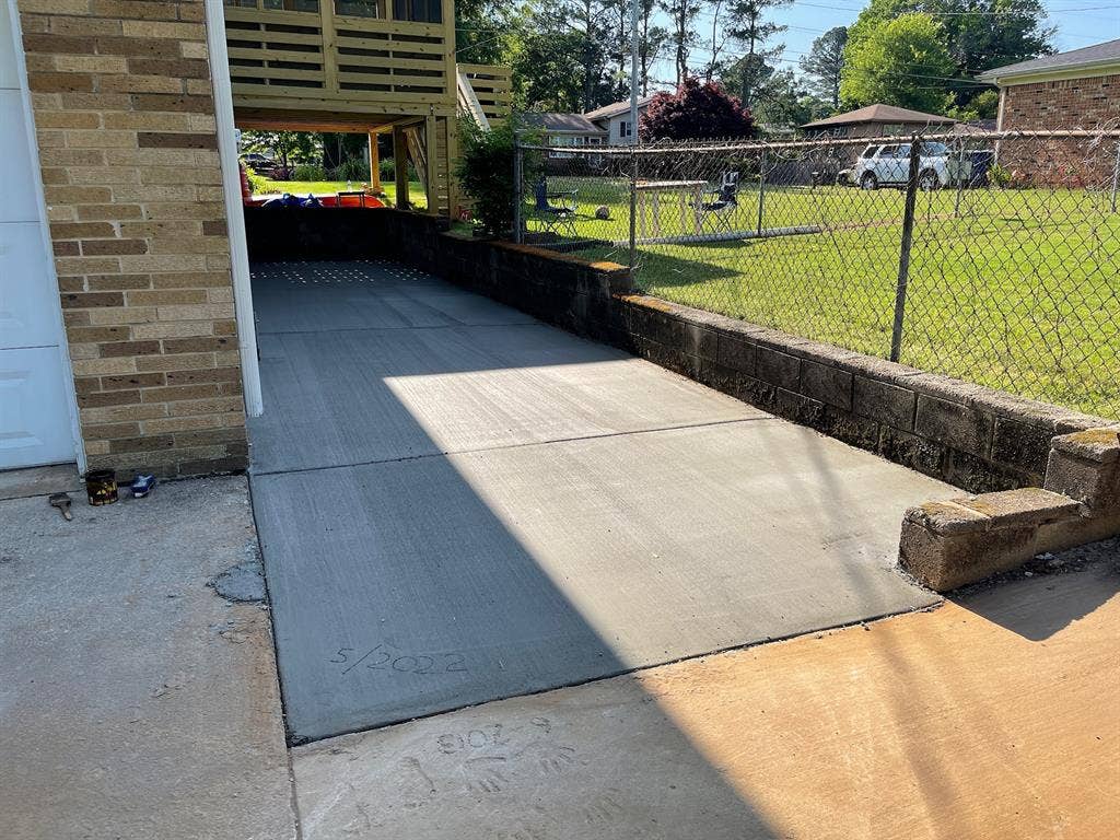 Fully furnished private entrance