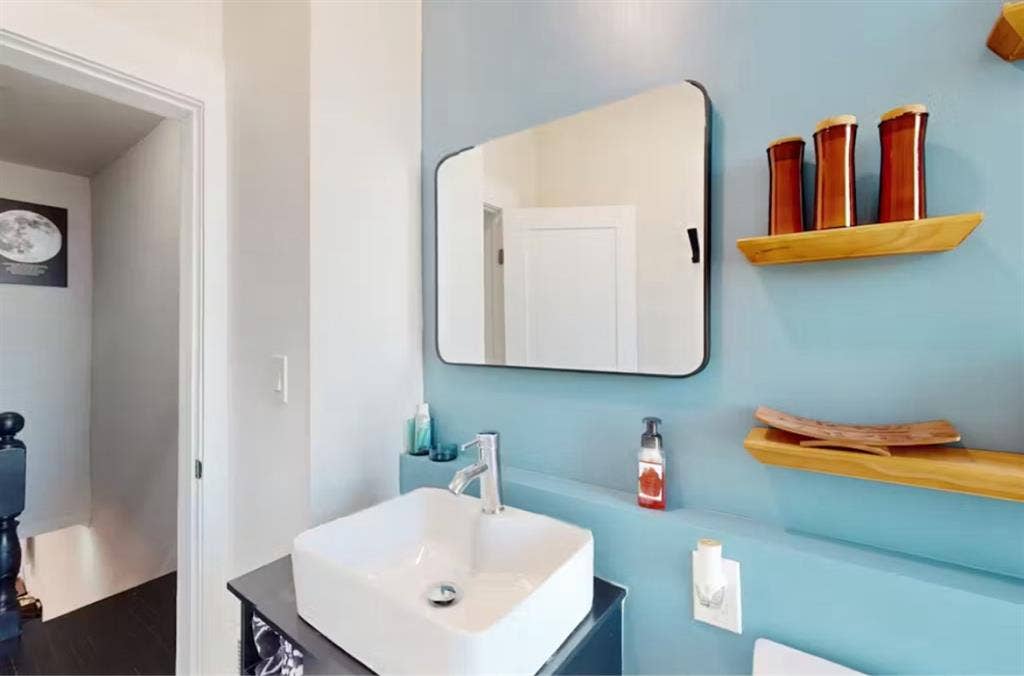 Beautiful Furnished Room for Rent