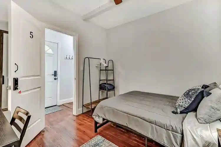7 BR in Jacksonville