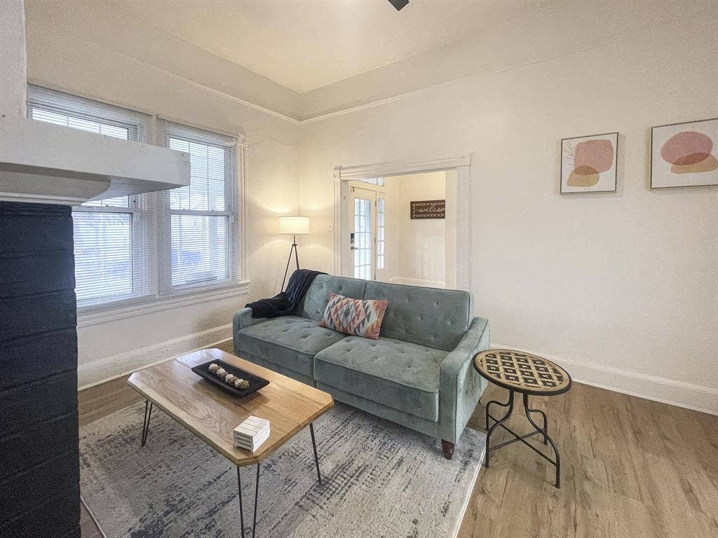 4 BR in Richmond